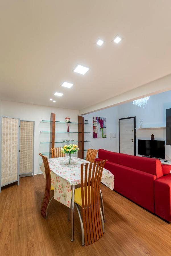Apartment Sweet Breeze *