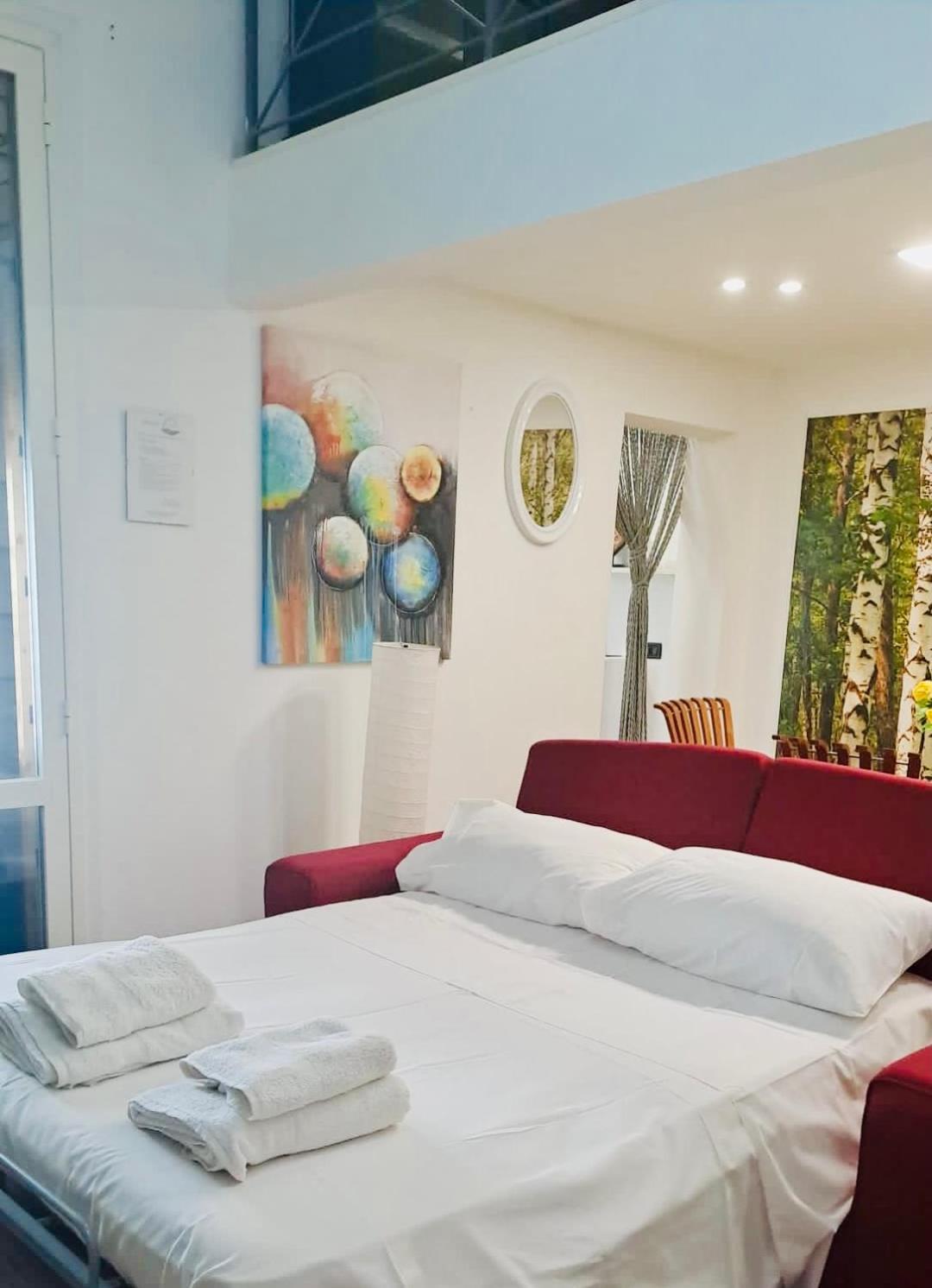 Apartment Sweet Breeze *